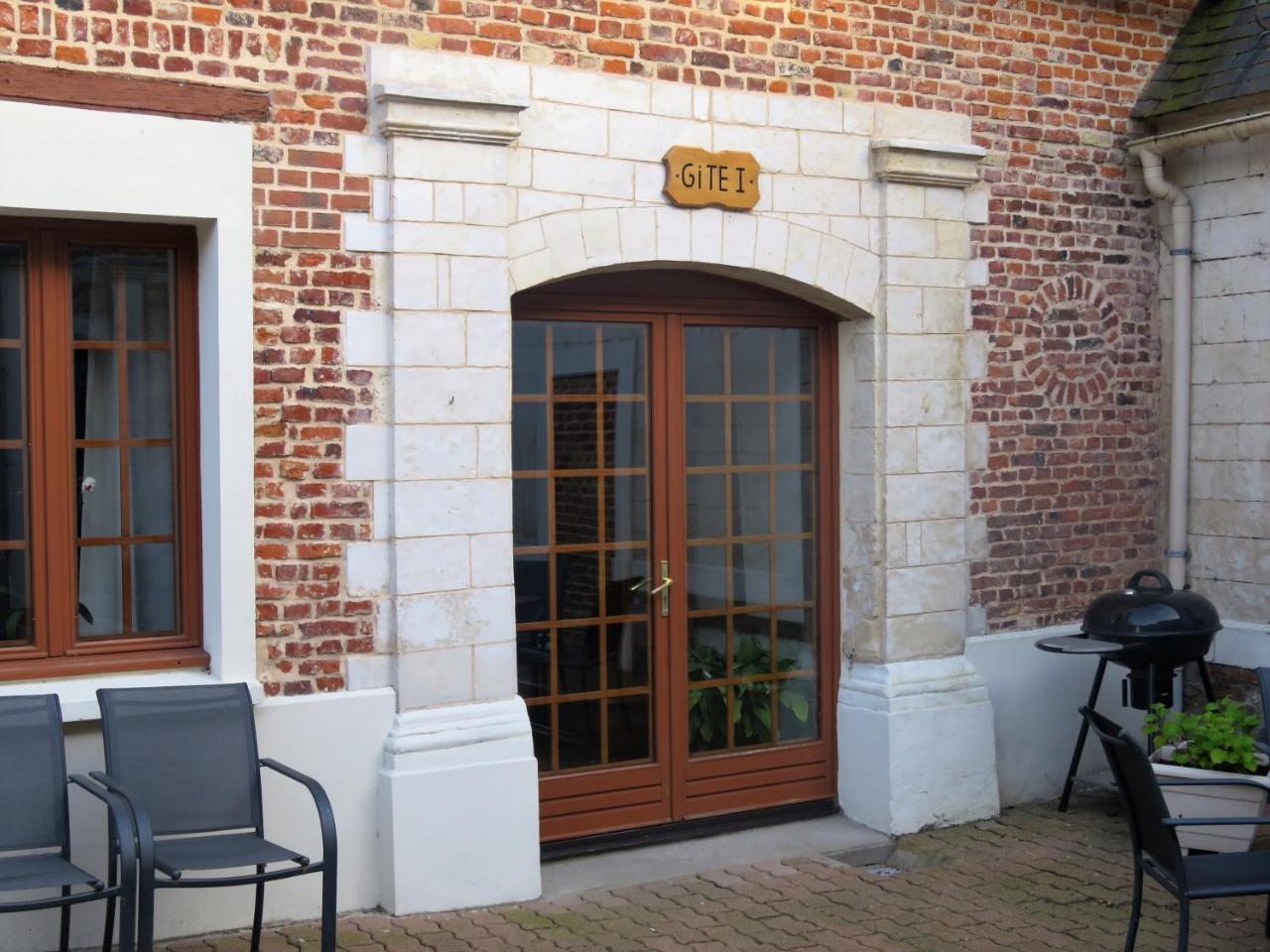 Auberge A La Ferme Surques Exterior foto